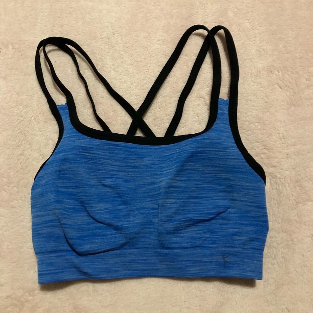 Sports bra